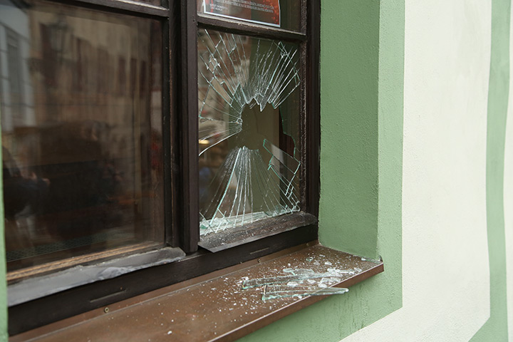 A2B Glass are able to board up broken windows while they are being repaired in Lincoln.
